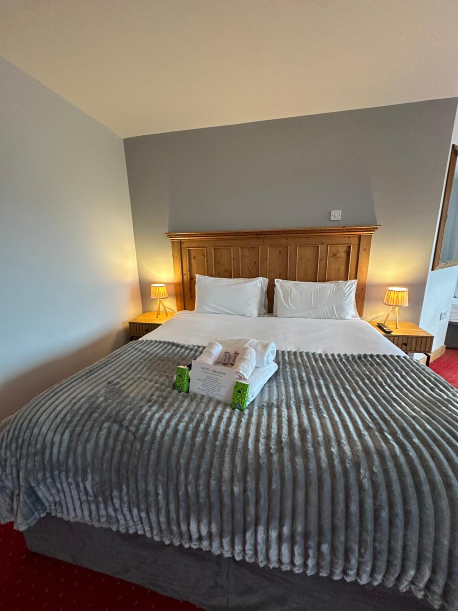 Dingle Marina Lodge Zewnętrze zdjęcie